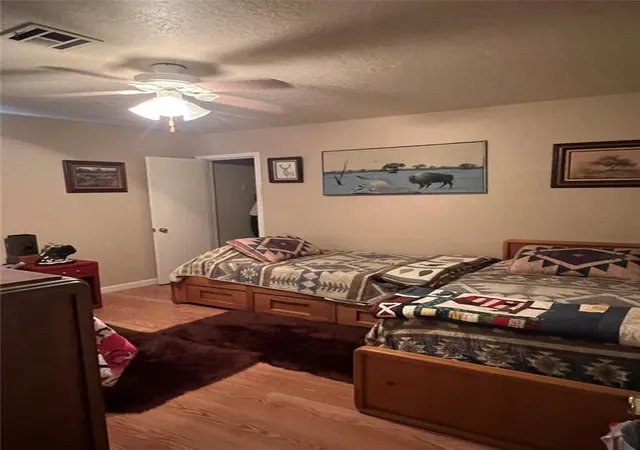 Photo 3 of Single family home for sale at 112 E Cameron Dr, Altus, OK 73521 | MLS# 1255609 | Listing updated on 2026-10-27