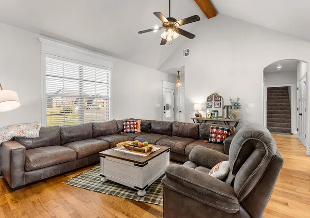 Photo 4 of Single family home for sale at 38427 Collina, Shawnee, OK 74804 | MLS# 1255616 | Listing updated on 2026-10-28