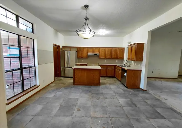 Photo 3 of Single family home for sale at 17012 Crst Valley, Edmond, OK 73012 | MLS# 1255617 | Listing updated on 2026-10-29