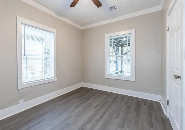 Photo 4 of Single family home for sale at 443 S 53rd West Ave, Tulsa, OK 74127 | MLS# 1255618 | Listing updated on 2026-10-27