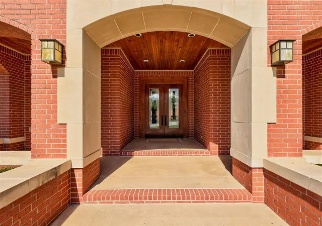 Photo 1 of Single family home for sale at 4411 Ashton Ct, Norman, OK 73072 | MLS# 1255640 | Listing updated on 2026-10-30