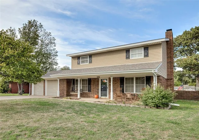 Photo 2 of Single family home for sale at 1506 W Ash St, El Reno, OK 73036 | MLS# 1255656 | Listing updated on 2026-10-28
