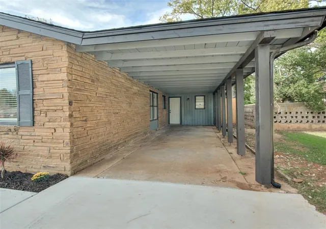 Photo 3 of Single family home for sale at 4909 N Miller Ave, Oklahoma City, OK 73112 | MLS# 1255659 | Listing updated on 2026-10-27