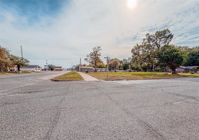 Photo 1 of Land for sale at 320 N 1st Street, Anadarko, OK 73005 | MLS# 1255671 | Listing updated on 2026-10-28
