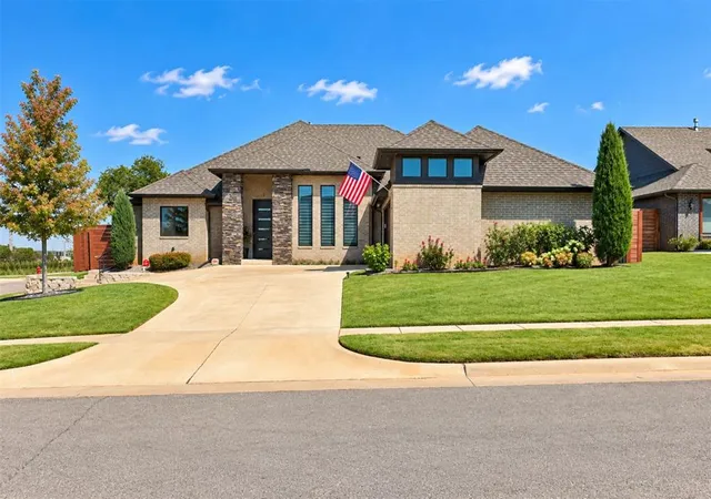 Single family home for sale at 7413 NW 159th Circle, Edmond, OK 73013 | MLS# 1255695