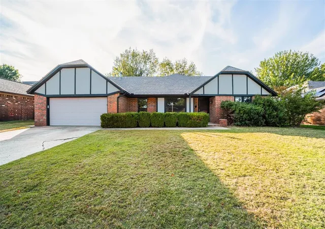 Photo 2 of Single family home for sale at 10417 Falcon Pl, Oklahoma City, OK 73162 | MLS# 1255696 | Listing updated on 2026-10-28