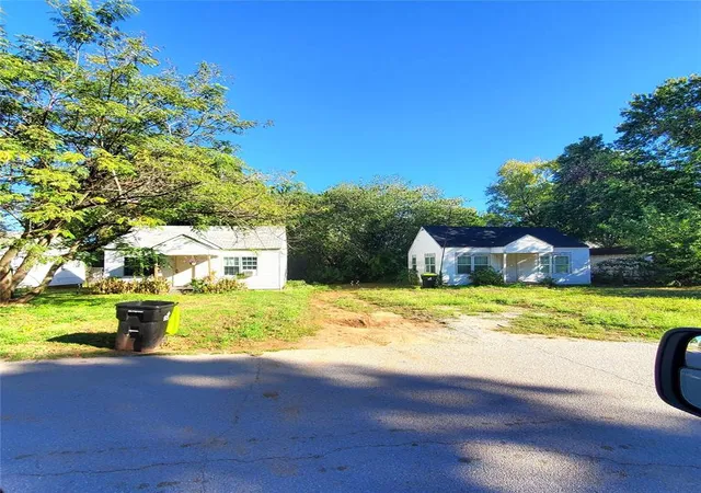 Photo 1 of Single family home for sale at 315 W Eel River St, Purcell, OK 73080 | MLS# 1255701 | Listing updated on 2026-10-28