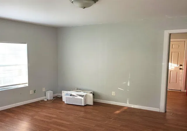 Photo 3 of Single family home for sale at 315 W Eel River St, Purcell, OK 73080 | MLS# 1255701 | Listing updated on 2026-10-28