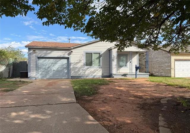 Photo 1 of Single family home for sale at 910 N Hightower St, Altus, OK 73521 | MLS# 1255702 | Listing updated on 2026-10-28