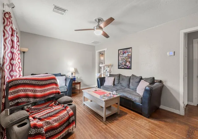 Photo 4 of Single family home for sale at 605 Foster Pl, Midwest City, OK 73110 | MLS# 1255703 | Listing updated on 2026-10-28