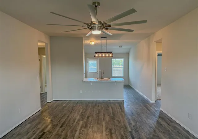 Photo 1 of Single family home for sale at 528 Fox Burrow Ln, Newcastle, OK 73065 | MLS# 1255711 | Listing updated on 2026-10-28