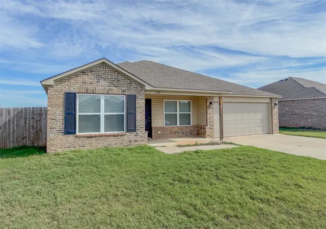 Photo 2 of Single family home for sale at 528 Fox Burrow Ln, Newcastle, OK 73065 | MLS# 1255711 | Listing updated on 2026-10-28