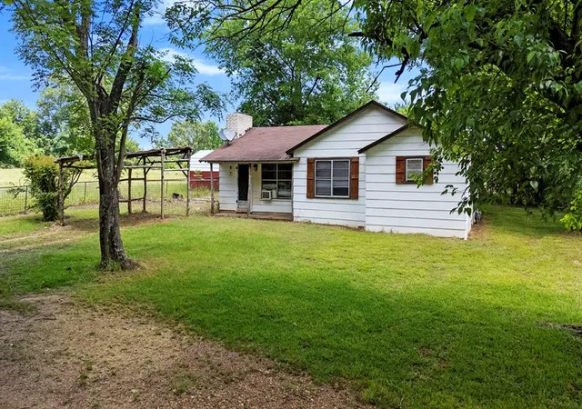 Photo 1 of Single family home for sale at 952 Shirleys Xing Rd, Idabel, OK 74745 | MLS# 1255721 | Listing updated on 2026-10-29