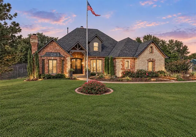 Photo 1 of Single family home for sale at 14017 Lost Crk Dr, Edmond, OK 73013 | MLS# 1255733 | Listing updated on 2026-10-30