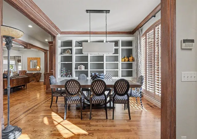Photo 2 of Single family home for sale at 14017 Lost Crk Dr, Edmond, OK 73013 | MLS# 1255733 | Listing updated on 2026-10-30