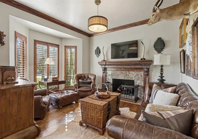 Photo 3 of Single family home for sale at 14017 Lost Crk Dr, Edmond, OK 73013 | MLS# 1255733 | Listing updated on 2026-10-30
