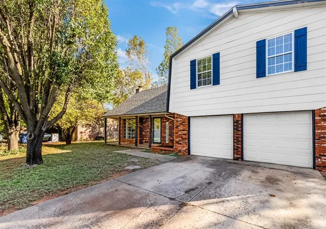 Photo 1 of Single family home for sale at 324 E Carson Ln, Mustang, OK 73064 | MLS# 1255734 | Listing updated on 2026-10-30
