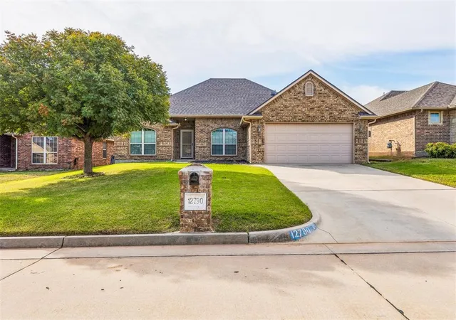 Single family home for sale at 12790 SE 18th Street, Choctaw, OK 73020 | MLS# 1255736