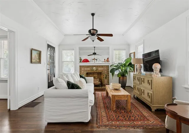 Photo 4 of Single family home for sale at 1141 NW 36th Street, Oklahoma City, OK 73118 | MLS# 1255738 | Listing updated on 2026-10-28