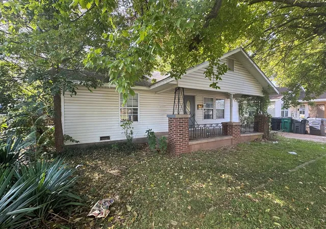 Single family home for sale at 1032 SW 27th Street, Oklahoma City, OK 73109 | MLS# 1255742