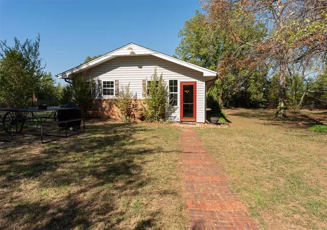 Photo 1 of Single family home for sale at 103130 S 3560 Road, Prague, OK 74864 | MLS# 1255743 | Listing updated on 2026-10-28