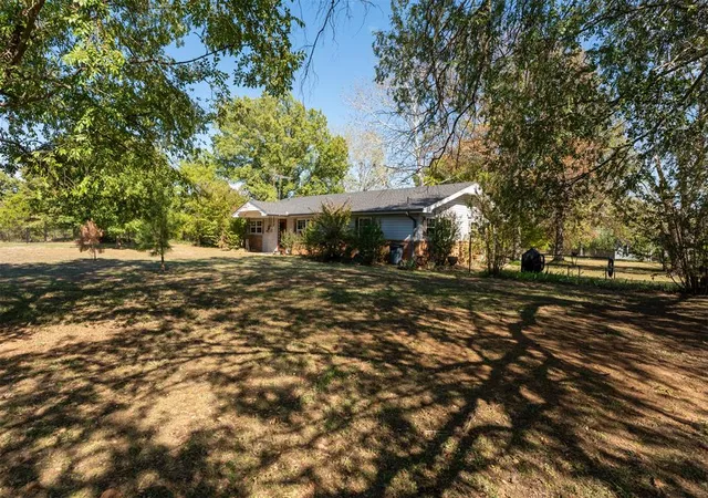 Photo 2 of Single family home for sale at 103130 S 3560 Road, Prague, OK 74864 | MLS# 1255743 | Listing updated on 2026-10-28