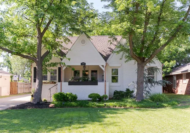 Single family home for sale at 1108 W Wilshire Blvd, Oklahoma City, OK 73116 | MLS# 1255765