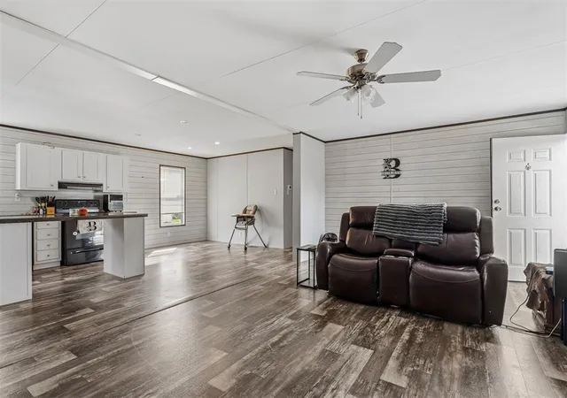 Photo 4 of Single family home for sale at 8762 Roundtree Rd, Sulphur, OK 73086 | MLS# 1255766 | Listing updated on 2026-10-28