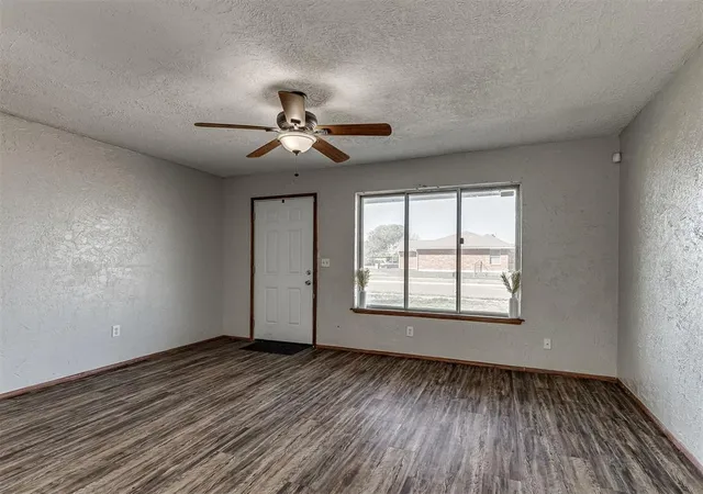 Photo 4 of Single family home for sale at 1716 Regency Blvd, Moore, OK 73160 | MLS# 1255787 | Listing updated on 2026-10-29