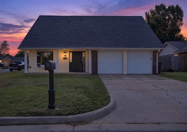 Photo 1 of Single family home for sale at 8500 Nw 90th Street, Oklahoma City, OK 73132 | MLS# 1255791 | Listing updated on 2026-10-29