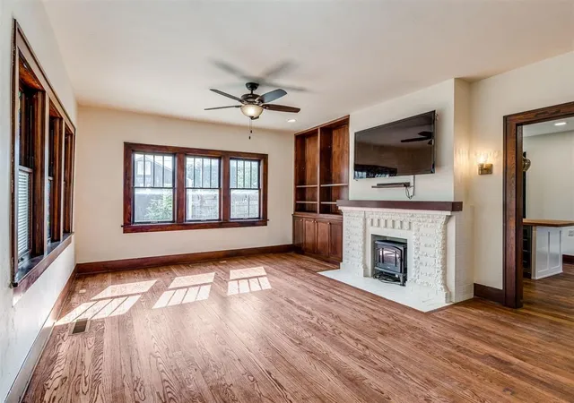 Photo 3 of Single family home for sale at 430 E Comanche St, Norman, OK 73071 | MLS# 1255794 | Listing updated on 2026-10-28