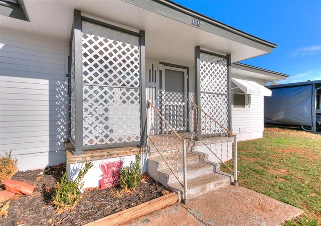 Photo 1 of Single family home for sale at 1513 Dianna Dr, Yukon, OK 73099 | MLS# 1255802 | Listing updated on 2026-10-29