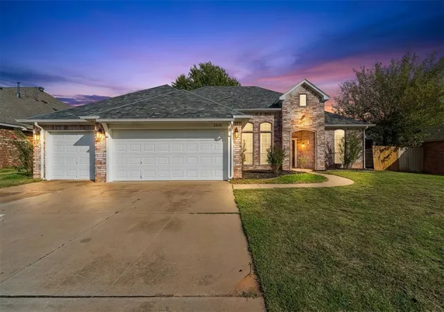 Single family home for sale at 2608 Kingsley Ln, Oklahoma City, OK 73128 | MLS# 1255821