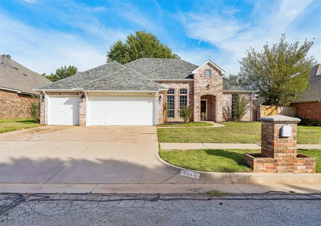 Photo 1 of Single family home for sale at 2608 Kingsley Ln, Oklahoma City, OK 73128 | MLS# 1255821 | Listing updated on 2026-10-28