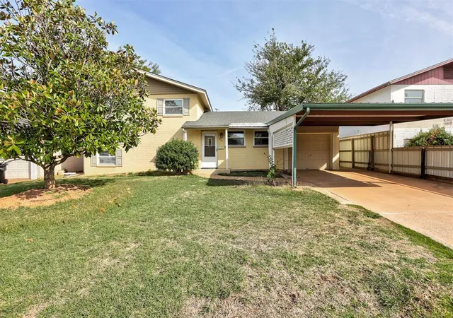 Photo 1 of Single family home for sale at 941 NW 22nd Street, Moore, OK 73160 | MLS# 1255822 | Listing updated on 2026-10-30
