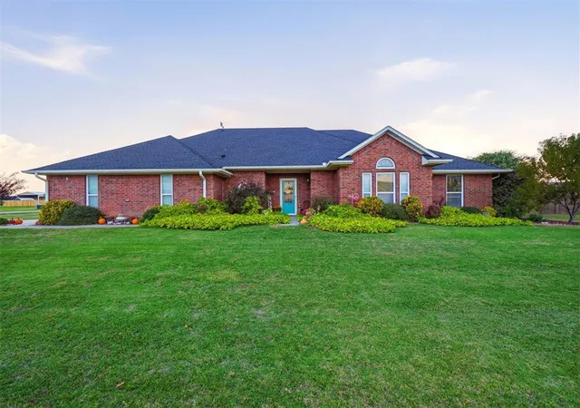 Photo 1 of Single family home for sale at 37 Freedom Cir, Altus, OK 73521 | MLS# 1255828 | Listing updated on 2026-10-29