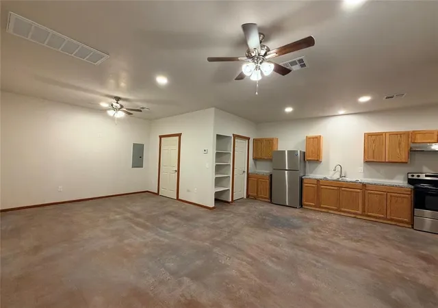 Photo 3 of Multi family home for sale at 620 W Carl Hubbell Blvd, Meeker, OK 74855 | MLS# 1255844 | Listing updated on 2026-10-29