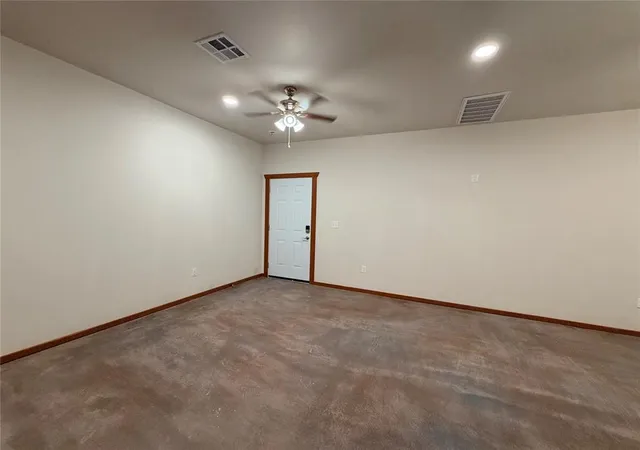 Photo 4 of House for sale at 620 W Carl Hubbell Blvd, Meeker, OK 74855 | MLS# 1255844 | Listing updated on 2026-10-29