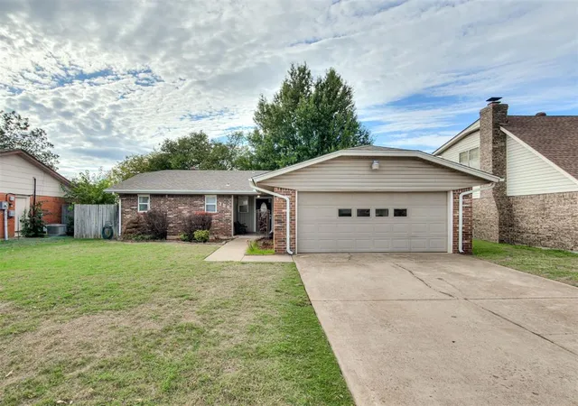 Photo 1 of Single family home for sale at 309 S Bouziden Dr, Moore, OK 73160 | MLS# 1255855 | Listing updated on 2026-10-30