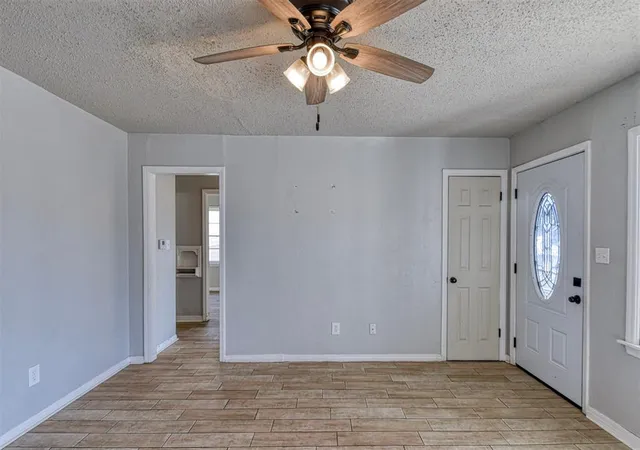 Photo 4 of Single family home for sale at 1245 Dakota St, Norman, OK 73069 | MLS# 1255859 | Listing updated on 2026-10-29