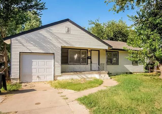 Photo 2 of Single family home for sale at 3525 E King St, Tulsa, OK 74115 | MLS# 1255863 | Listing updated on 2026-10-29