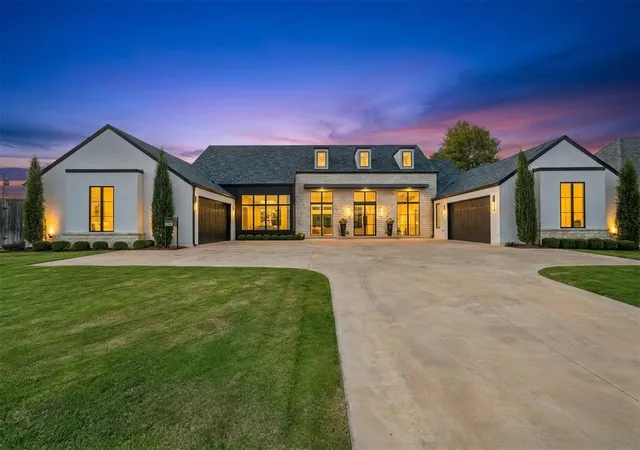 Photo 2 of Single family home for sale at 2525 Somerset Pl, Oklahoma City, OK 73116 | MLS# 1255867 | Listing updated on 2026-10-29