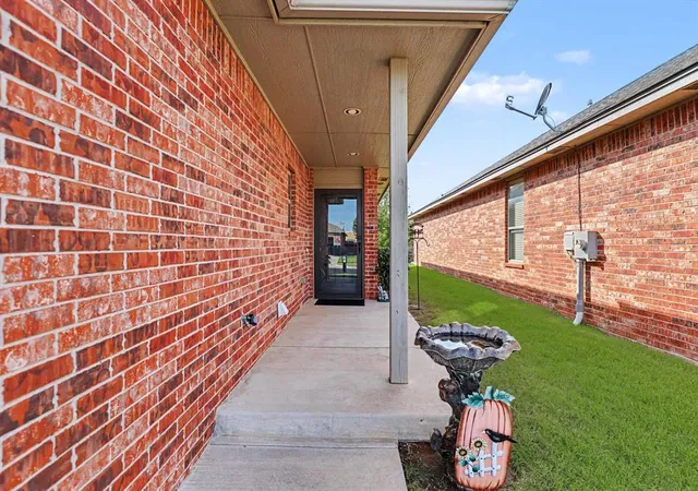Photo 3 of Single family home for sale at 8917 Ava Ave, Oklahoma City, OK 73149 | MLS# 1255870 | Listing updated on 2026-10-29