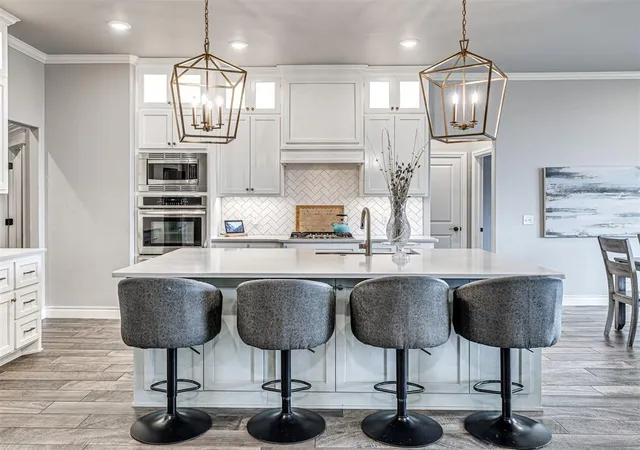 Photo 4 of Single family home for sale at 15649 Fountain Crk Ln, Edmond, OK 73013 | MLS# 1255874 | Listing updated on 2026-10-29