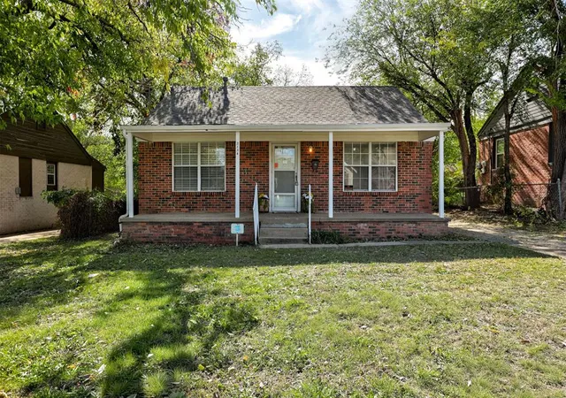 Photo 2 of Single family home for sale at 2134 Nw 32nd Street, Oklahoma City, OK 73112 | MLS# 1255876 | Listing updated on 2026-10-29