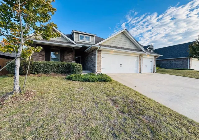 Photo 1 of Single family home for sale at 9225 NW 89th Street, Yukon, OK 73099 | MLS# 1255877 | Listing updated on 2026-10-29