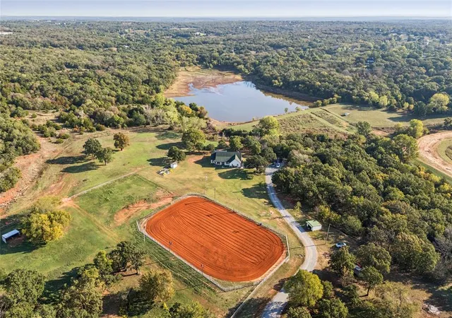 Photo 1 of Single family home for sale at 12501 NE 220th Street, Arcadia, OK 73007 | MLS# 1255881 | Listing updated on 2026-10-29
