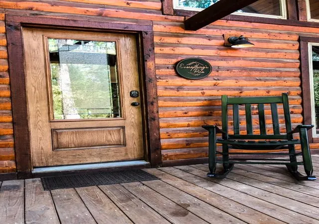 Photo 1 of Single family home for sale at 440 W Lukfata Trl Rd, Broken Bow, OK 74728 | MLS# 1255889 | Listing updated on 2026-10-28