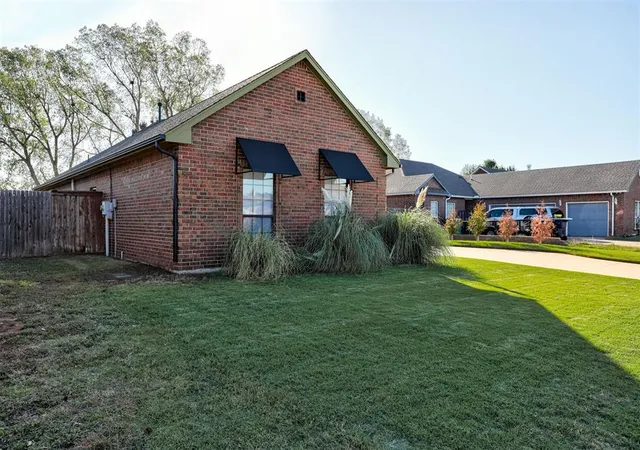 Photo 3 of Single family home for sale at 4828 Rocky Rd, Yukon, OK 73099 | MLS# 1255912 | Listing updated on 2026-10-28