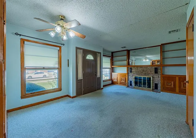 Photo 4 of Single family home for sale at 132 SW 2nd Street, Moore, OK 73160 | MLS# 1255948 | Listing updated on 2026-10-29